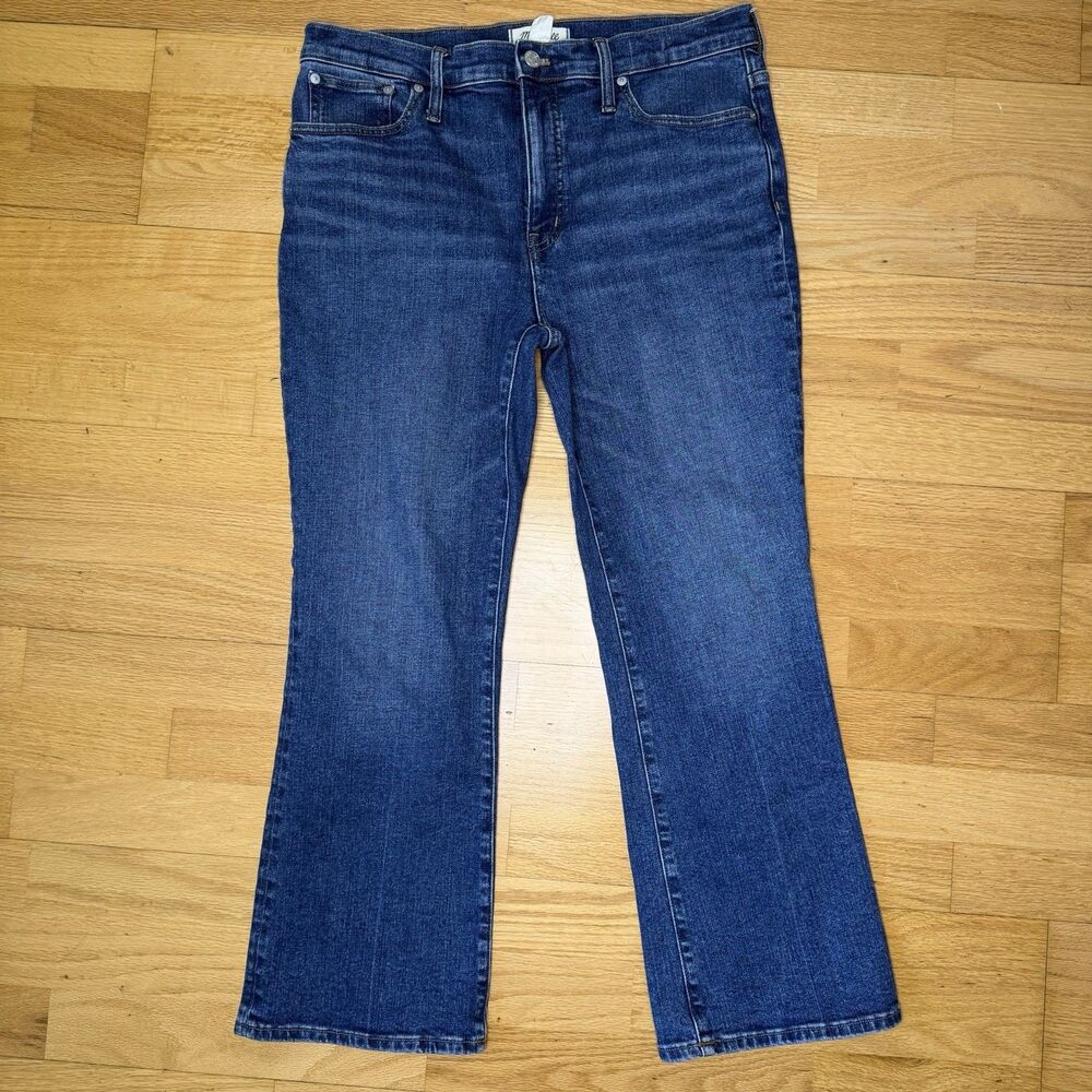 Madewell Kick Out Flare Jeans 30 EUC Blue Denim Mid Rise Retro Parisian Mod VTG